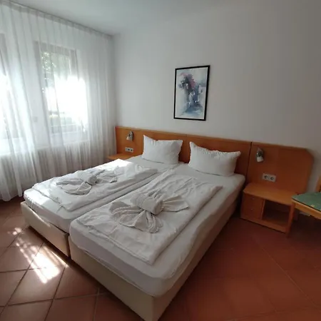 Achterwasser Mit Terrasse