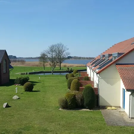 Daire Achterwasser Mit Terrasse Dewichow